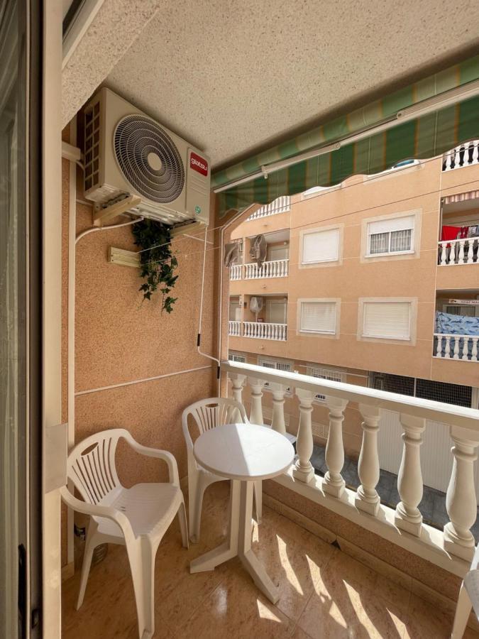 Apartment Goya Torrevieja Exteriör bild